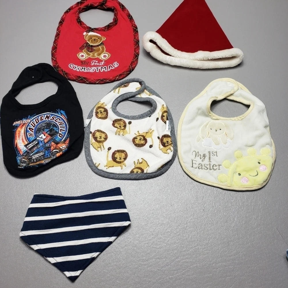 baby boys bib bundle of 8 and 1 Christmas hat